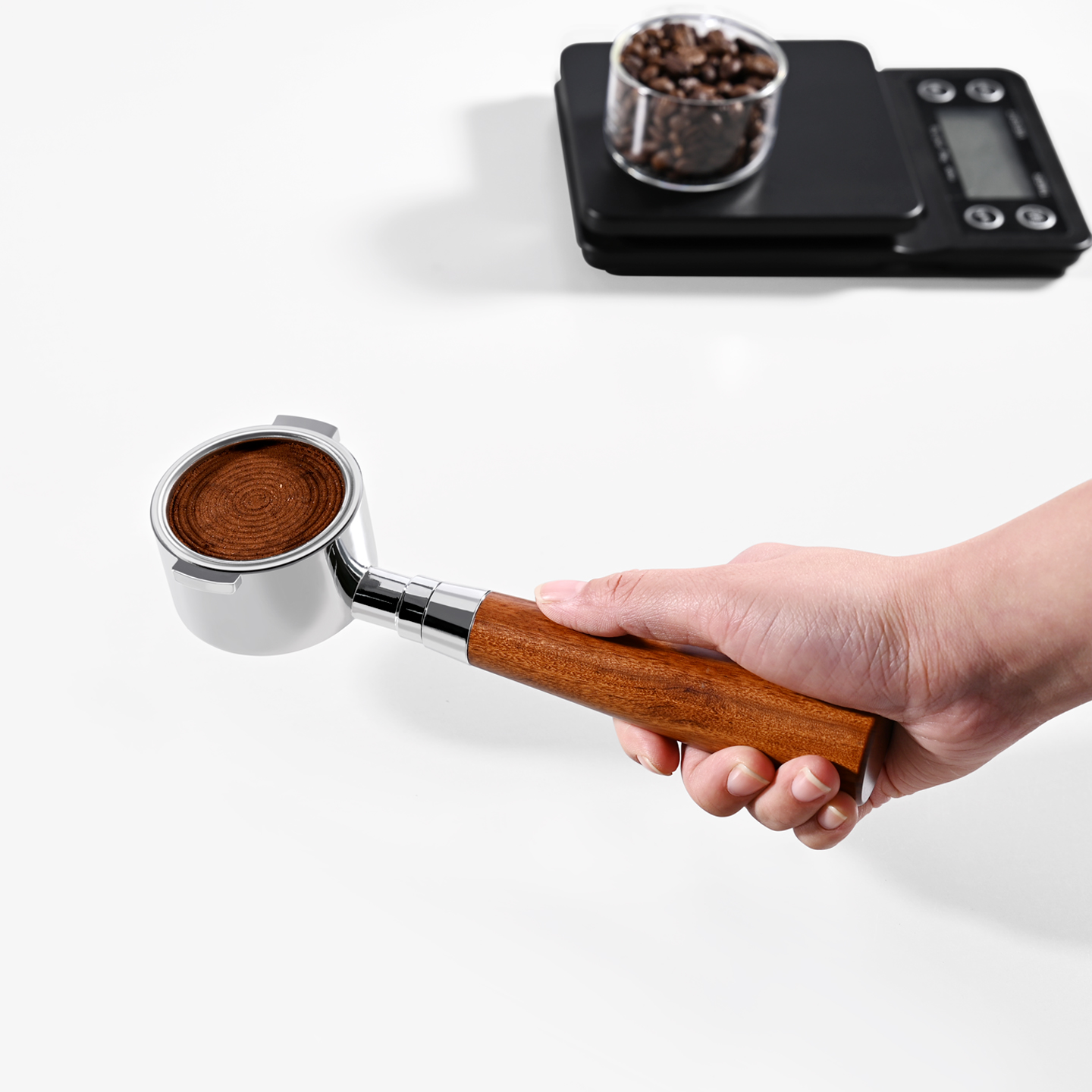 51mm、2つの耳付き、底なし、本体のみのポルタフィルター。 - Delonghi Espresso Ecp3420 のレビューと価格